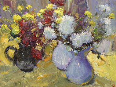 Жёлтые, красные, белые